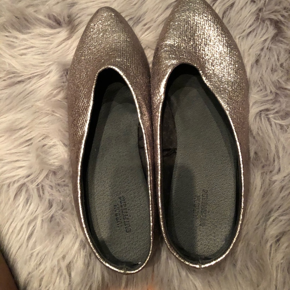 Like new Urban Outfitters mules